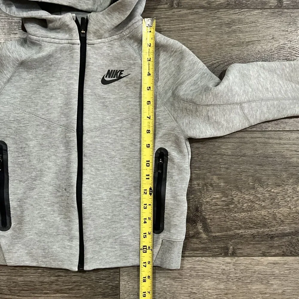 Nike Tech Fleece Tracksuit Grey Full Zip Hoodie and Joggers Set Boys Large